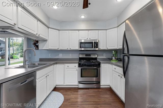 409 1st Street, Rochester, MI 48307