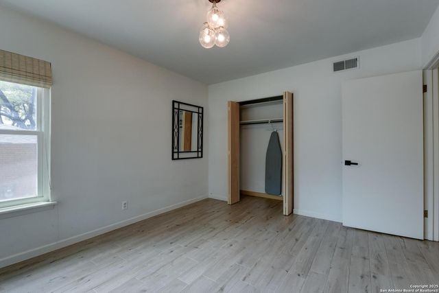 8811 Pineridge, San Antonio, TX 78217