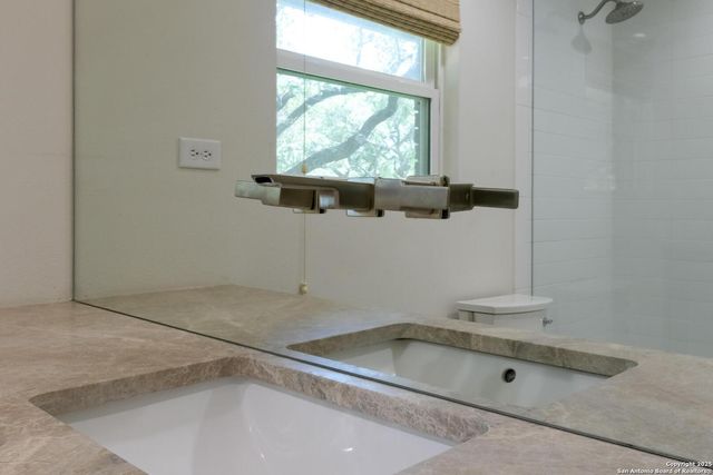 8811 Pineridge, San Antonio, TX 78217