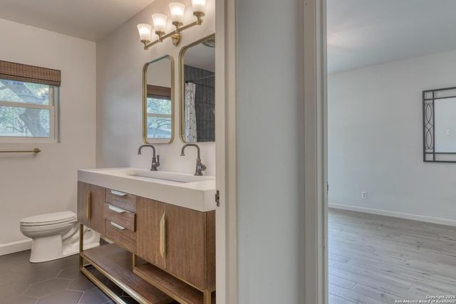 8811 Pineridge, San Antonio, TX 78217