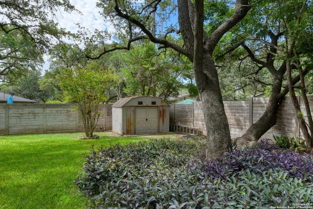 8811 Pineridge, San Antonio, TX 78217