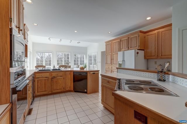 1480 STABLE LN, Charlottesville, VA 22903