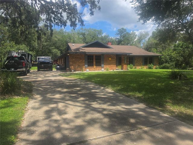 2417 S OAK PARK DRIVE, Deland, FL 32724