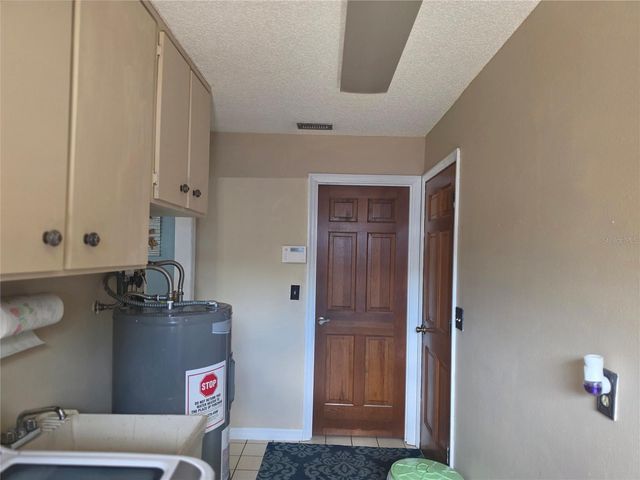 2417 S OAK PARK DRIVE, Deland, FL 32724