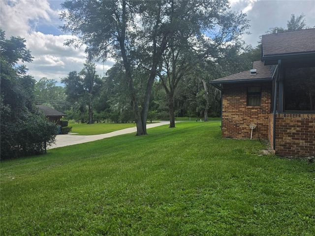 2417 S OAK PARK DRIVE, Deland, FL 32724