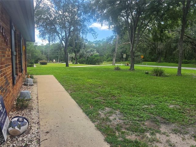 2417 S OAK PARK DRIVE, Deland, FL 32724