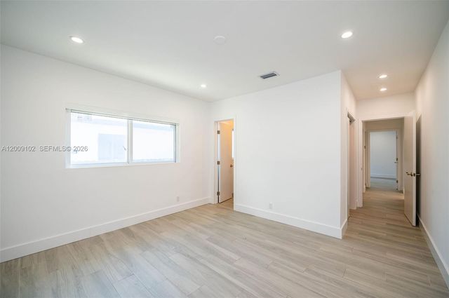 330 SW 27th Rd, Miami, FL 33129