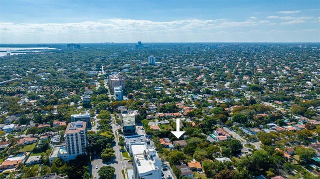 330 SW 27th Rd, Miami, FL 33129