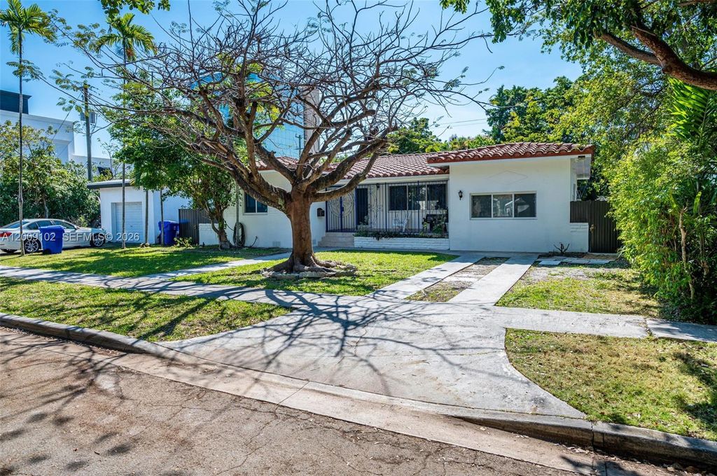 330 SW 27th Rd, Miami, FL 33129