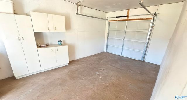 605 Kennan Road, Huntsville, AL 35811