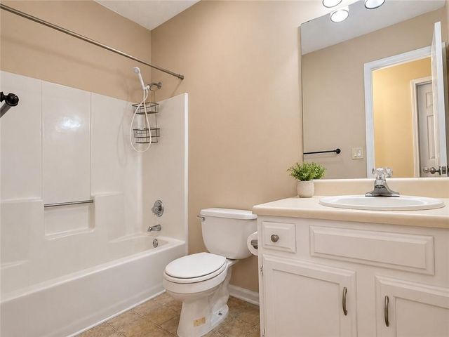 4117 Summer Wood Drive, Snellville, GA 30039