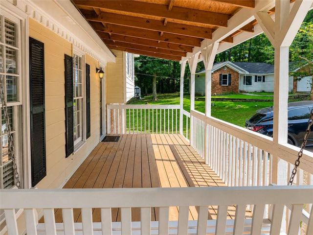 4117 Summer Wood Drive, Snellville, GA 30039
