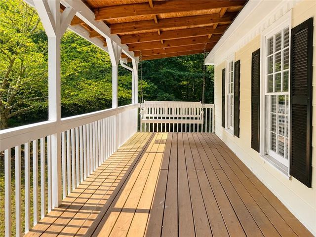 4117 Summer Wood Drive, Snellville, GA 30039