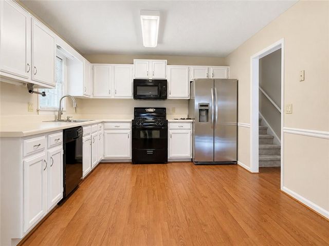 4117 Summer Wood Drive, Snellville, GA 30039