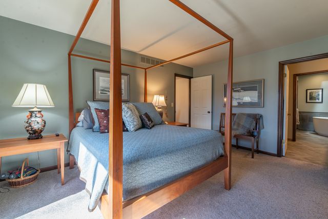 2917 Brookview Drive 1, Freeport, IL 61032