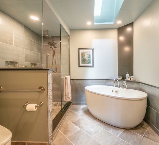 2917 Brookview Drive 1, Freeport, IL 61032