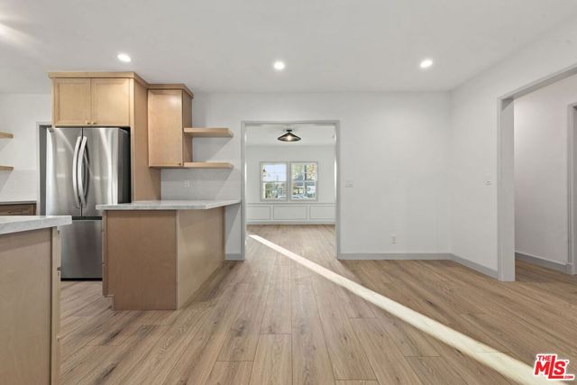 3866 Westside Avenue, Los Angeles, CA 90008