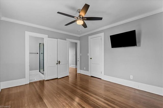 313 W Fisher Avenue, Greensboro, NC 27401