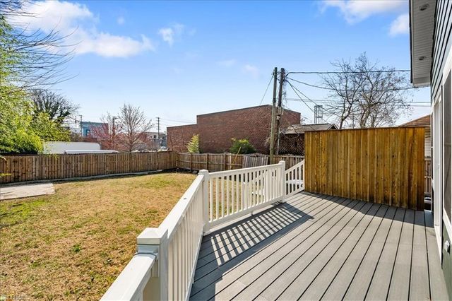 313 W Fisher Avenue, Greensboro, NC 27401