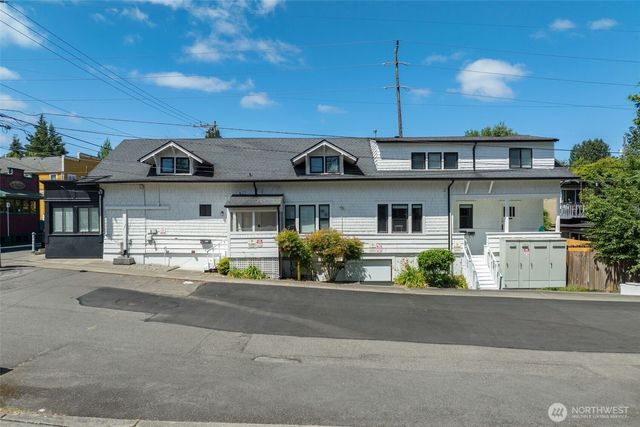 2102 -2108 N Oakes Street, Tacoma, WA 98406