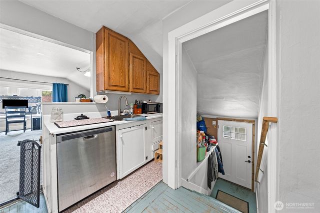 2102 -2108 N Oakes Street, Tacoma, WA 98406