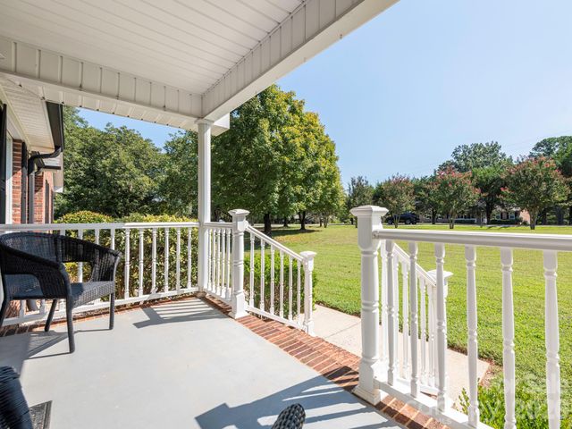 2434 Plantation Road NW, Concord, NC 28027