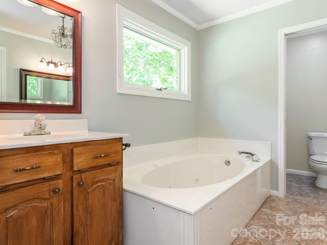 2434 Plantation Road NW, Concord, NC 28027