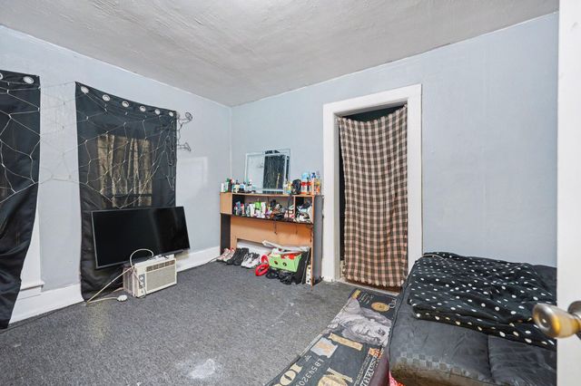 2832 6th Street, Muskegon Heights City, MI 49444