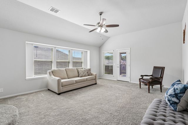 1409 Thrasher Drive, Little Elm, TX 75068