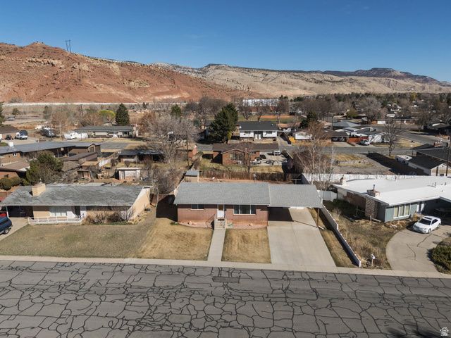 650 W 2ND AVE, Richfield, UT 84701