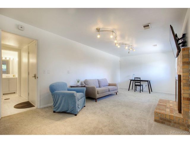 3032 S Saulsbury St, Denver, CO 80227