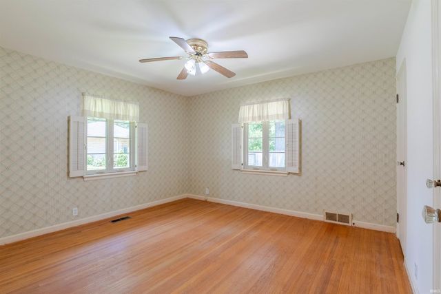 1319 Greenfield Road, Evansville, IN 47715