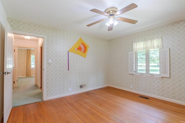 1319 Greenfield Road, Evansville, IN 47715