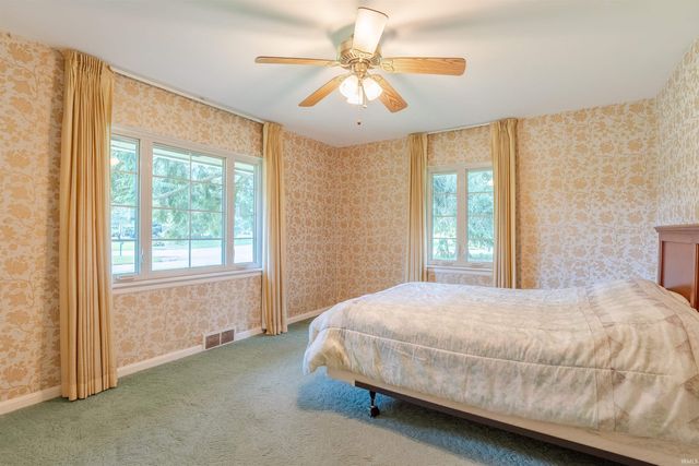 1319 Greenfield Road, Evansville, IN 47715