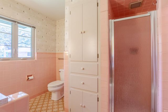 1319 Greenfield Road, Evansville, IN 47715
