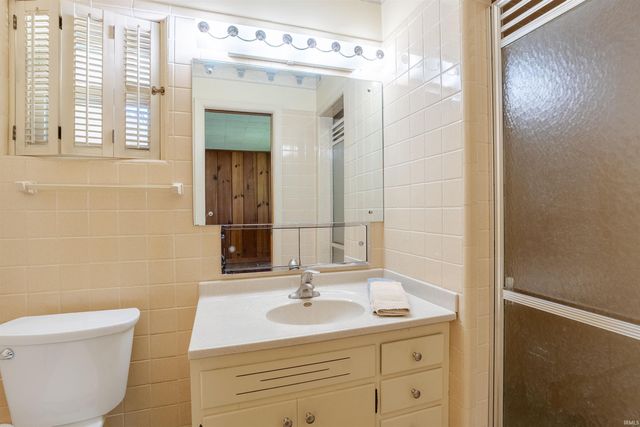 1319 Greenfield Road, Evansville, IN 47715