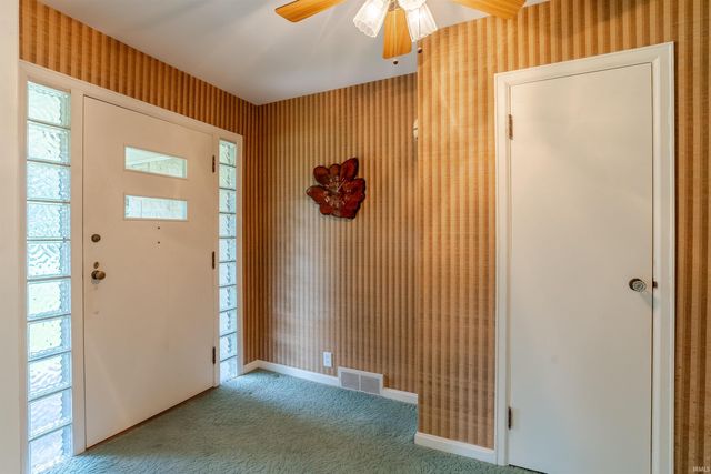 1319 Greenfield Road, Evansville, IN 47715