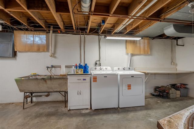 1319 Greenfield Road, Evansville, IN 47715