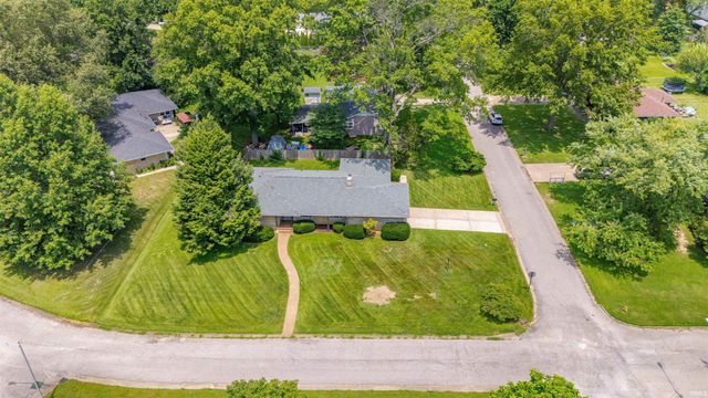 1319 Greenfield Road, Evansville, IN 47715