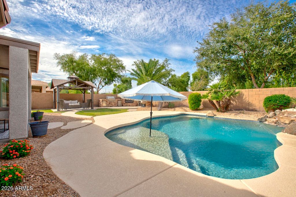 3820 S VELERO Street, Chandler, AZ 85286 — photo 2
