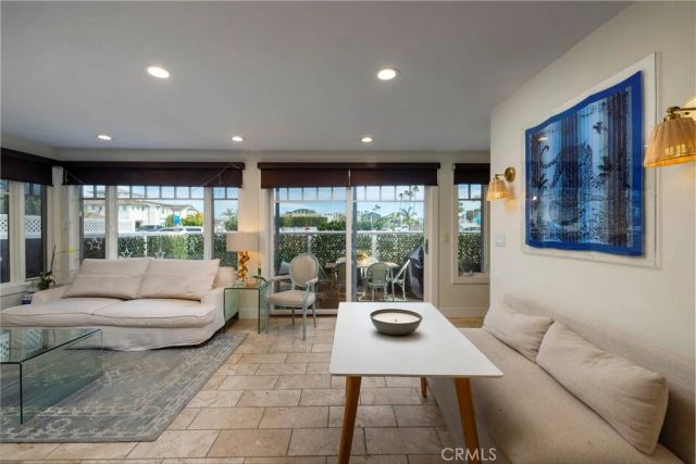 203 8th st, Newport Beach, CA 92661