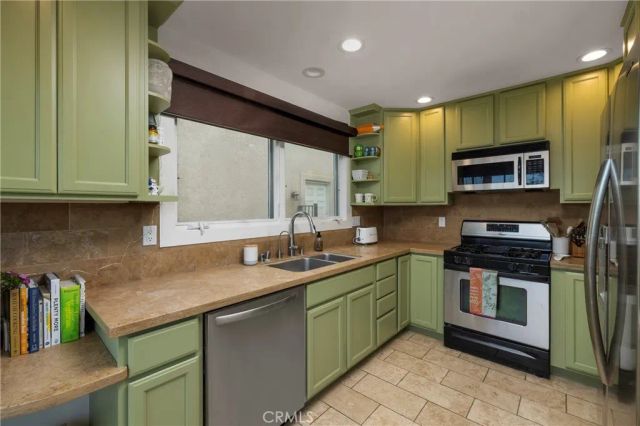 203 8th st, Newport Beach, CA 92661