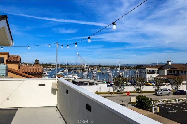 203 8th st, Newport Beach, CA 92661