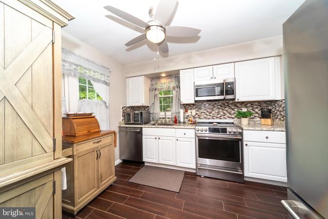 6 STONEHAM PL, Manchester Township, NJ 08759