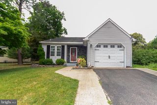 6 STONEHAM PL, Manchester Township, NJ 08759