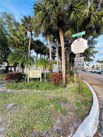 1168 NW 97th Avenue 232, Pembroke Pines, FL 33024