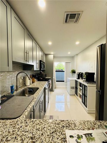 1168 NW 97th Avenue 232, Pembroke Pines, FL 33024