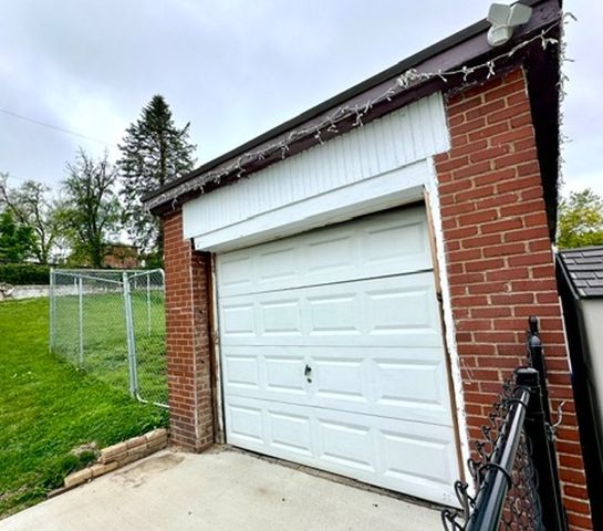 511 Waddell Ave, Donora, PA 15033