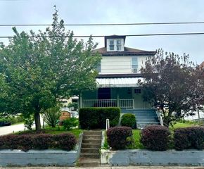 511 Waddell Ave, Donora, PA 15033