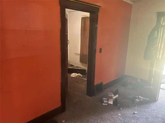 6665 Holcomb Street, Detroit, MI 48213